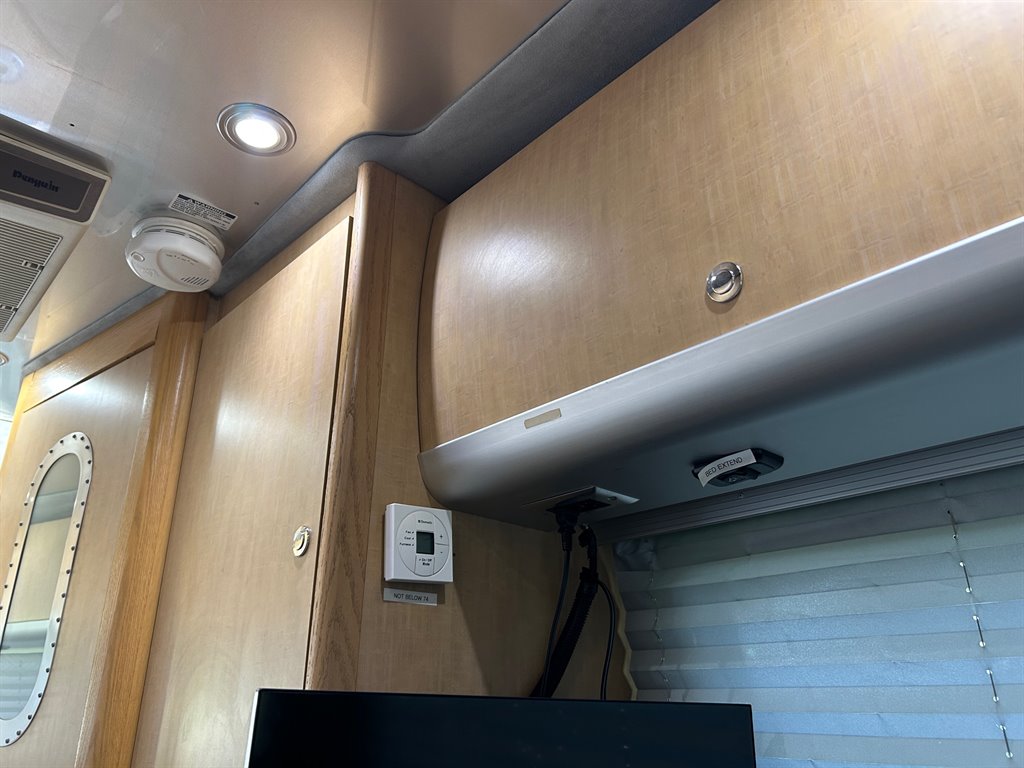 2010 Freightliner Sprinter - $55,917