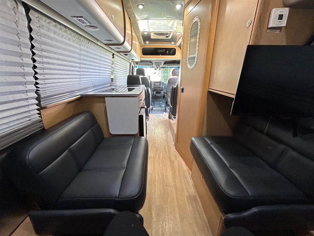 2010 Freightliner Sprinter - $55,917