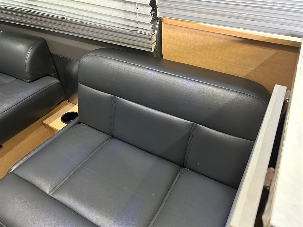 2010 Freightliner Sprinter - $55,917