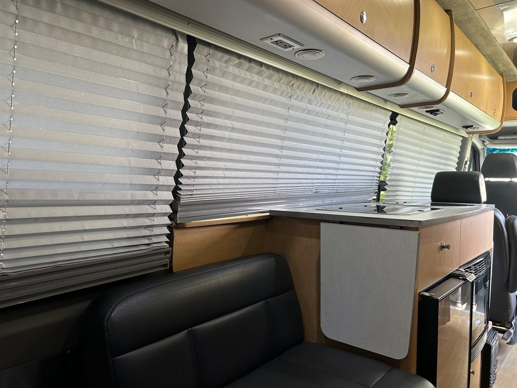 2010 Freightliner Sprinter - $55,917