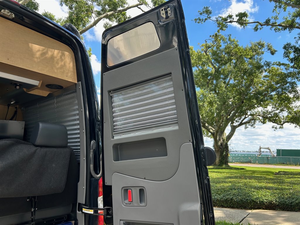 2010 Freightliner Sprinter - $55,917