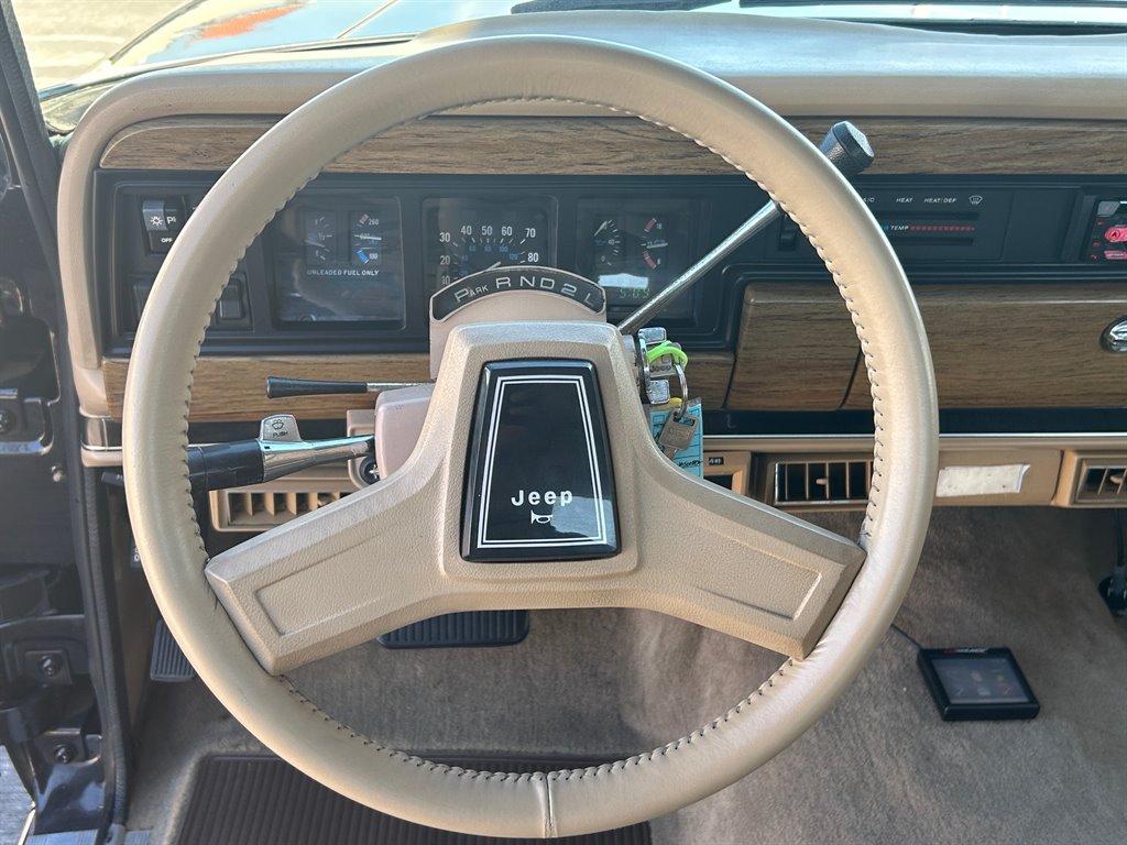 1989 Jeep Grand Wagoneer - $39,917