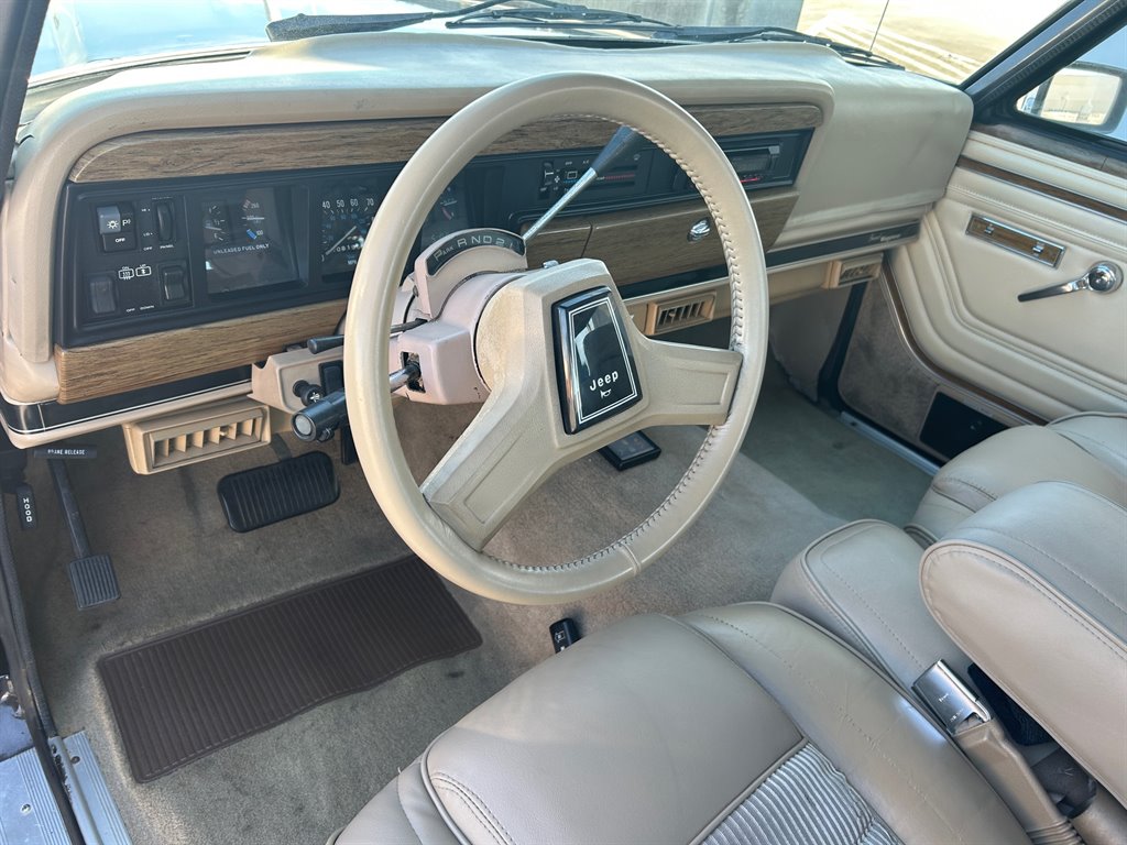 1989 Jeep Grand Wagoneer - $39,917