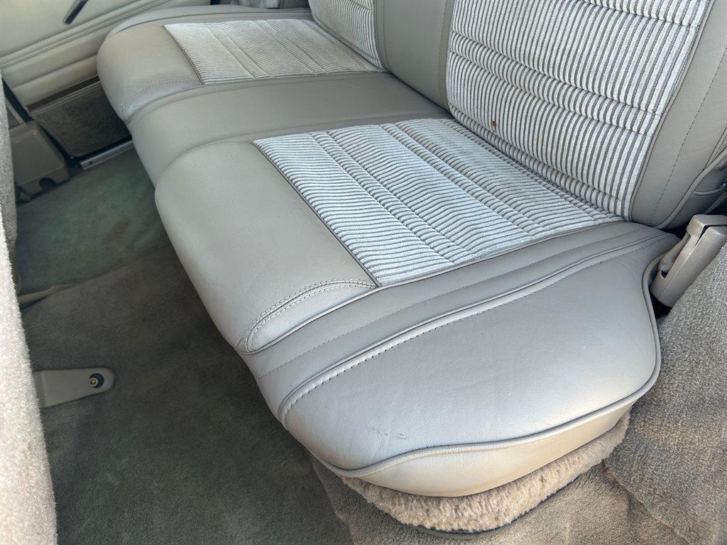 1989 Jeep Grand Wagoneer - $39,917