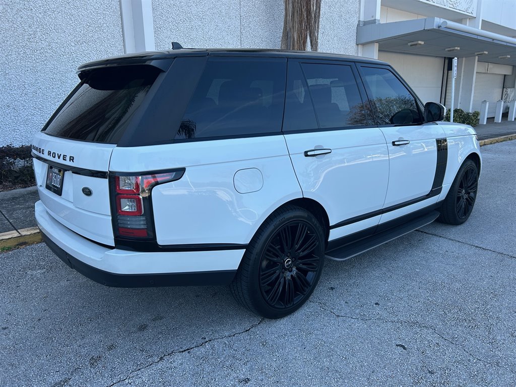 2016 Land Rover Range Rover - $15,917