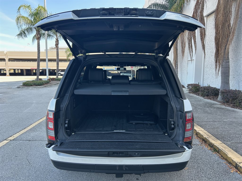 2016 Land Rover Range Rover - $15,917