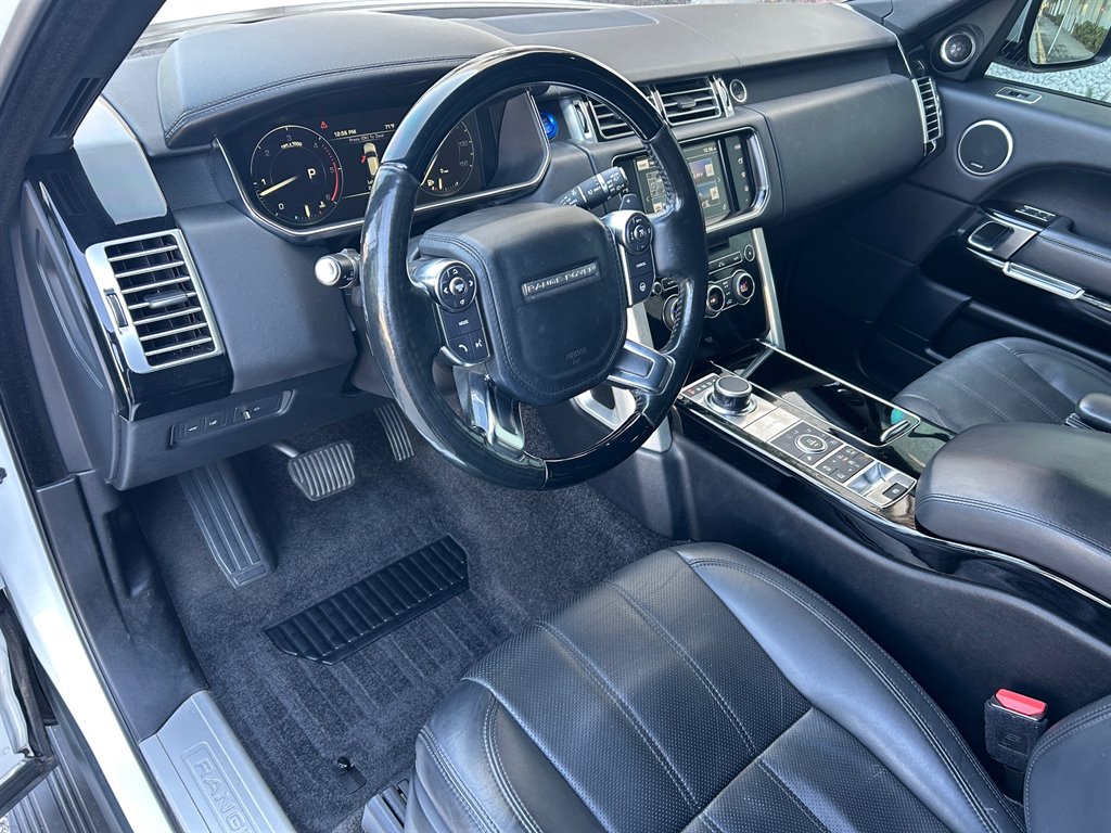 2016 Land Rover Range Rover - $15,917