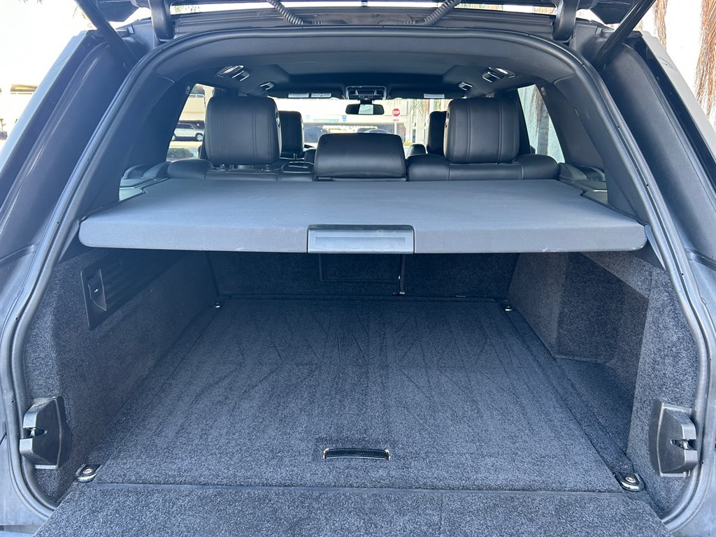 2016 Land Rover Range Rover - $15,917