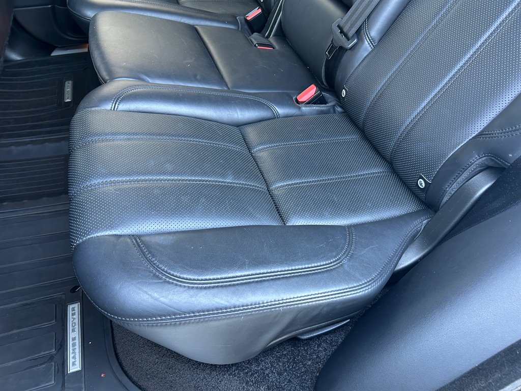 2016 Land Rover Range Rover - $15,917