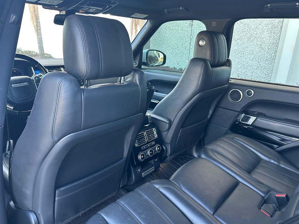 2016 Land Rover Range Rover - $15,917