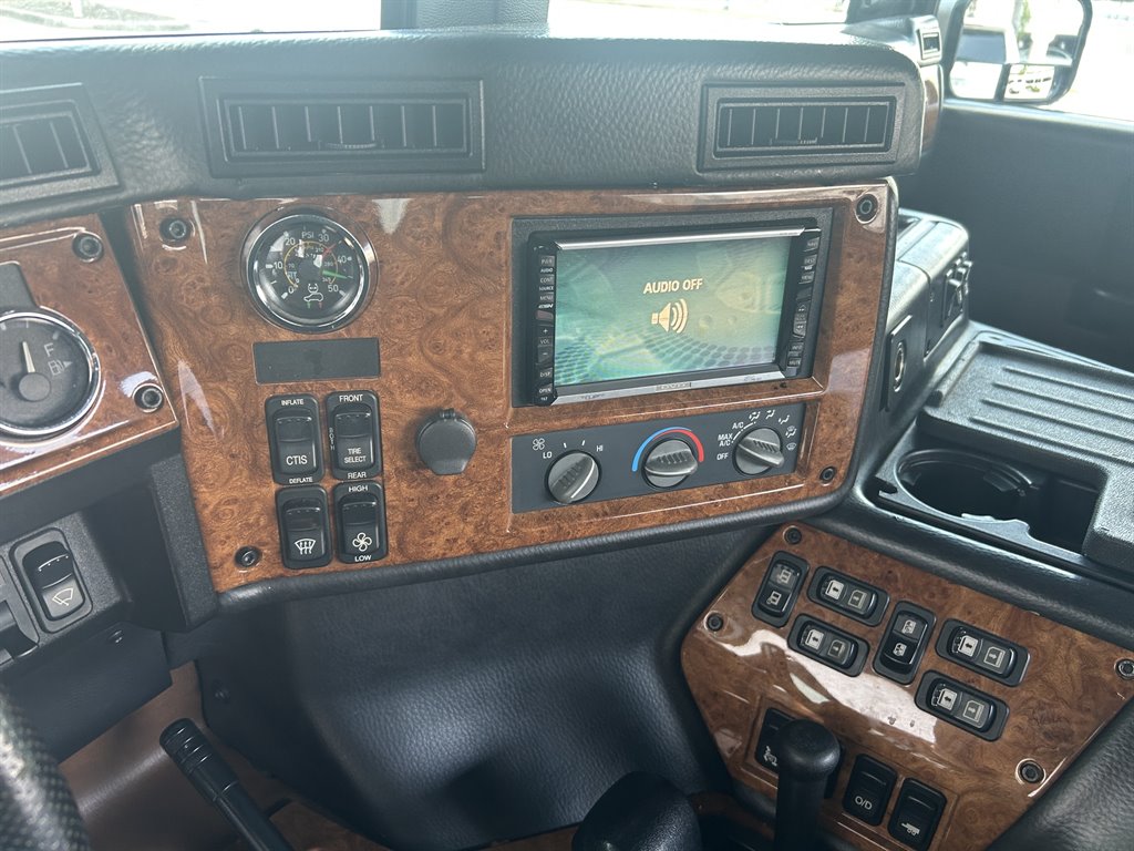 2006 HUMMER H1