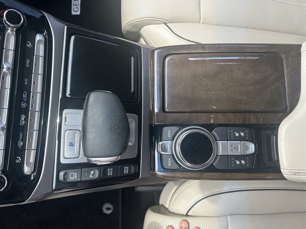 2017 Genesis G80 - $15,949