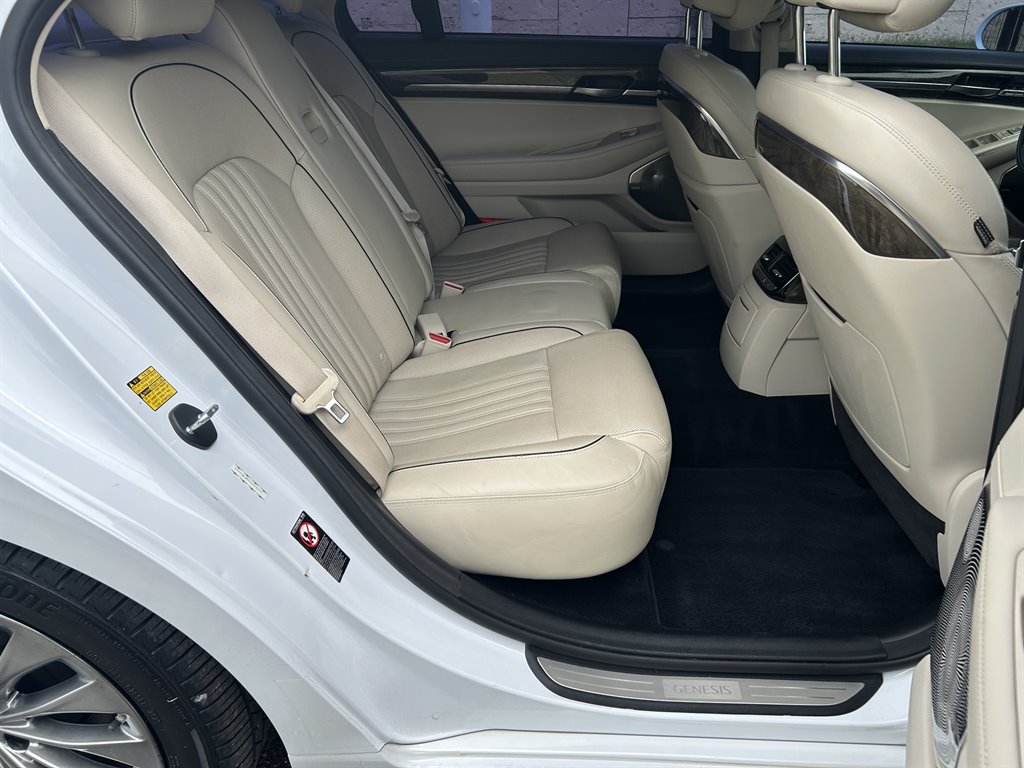 2017 Genesis G80 - $15,949