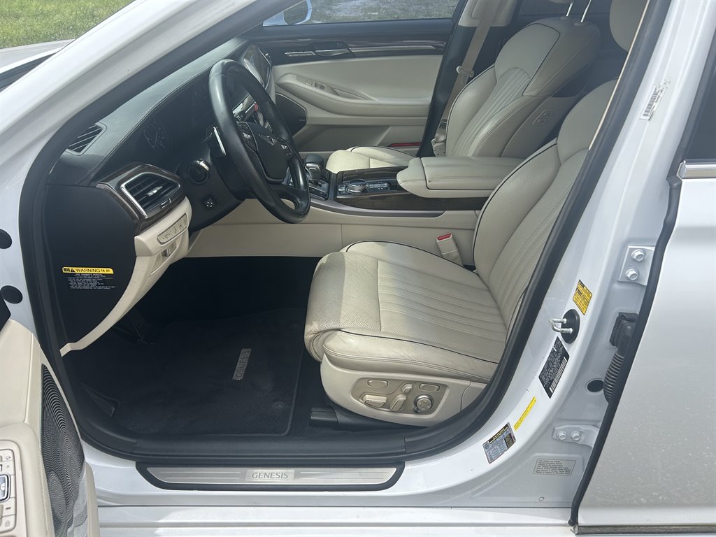 2017 Genesis G80 - $15,949