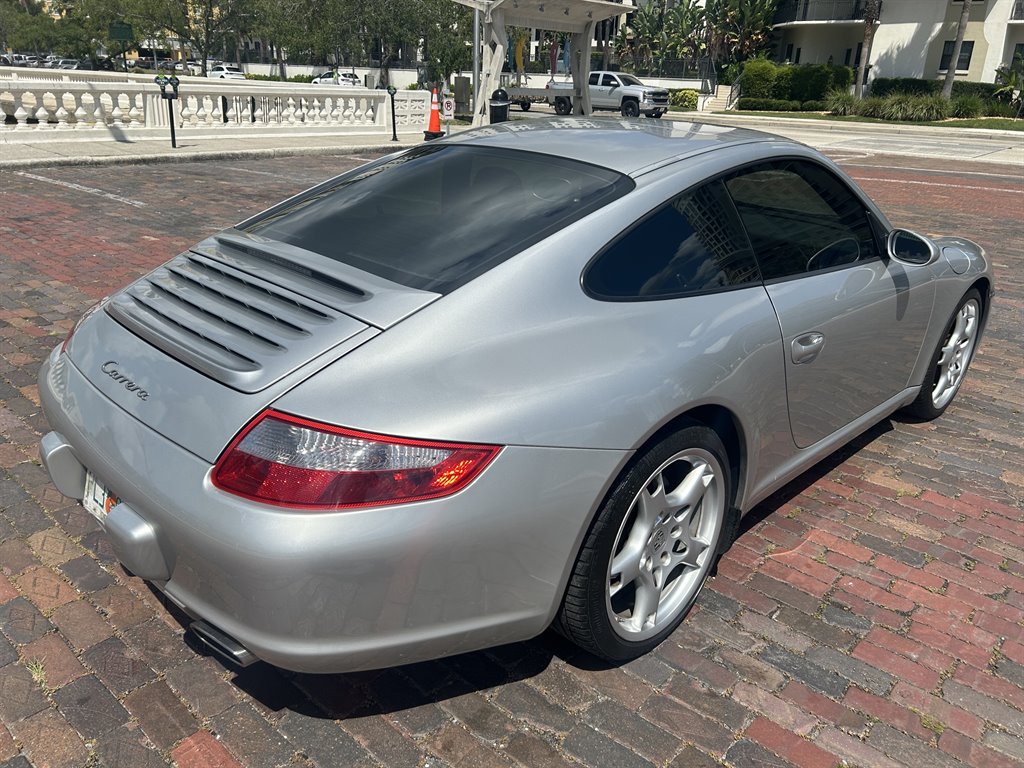 2007 Porsche 911 - $52,949