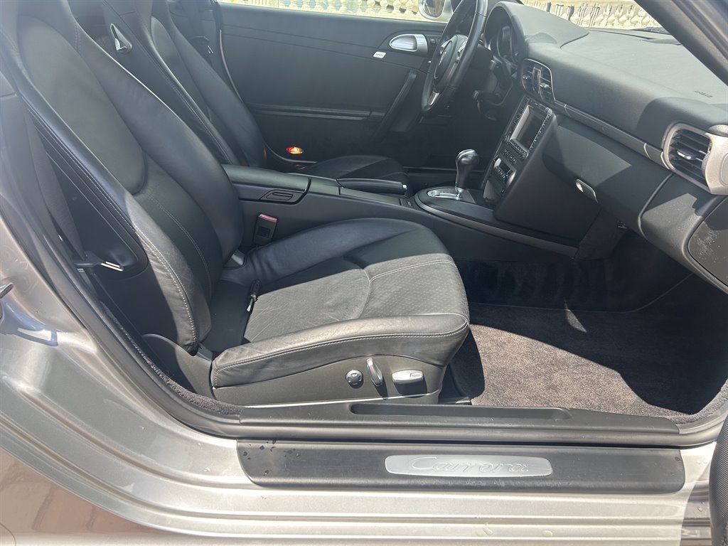 2007 Porsche 911 - $52,949