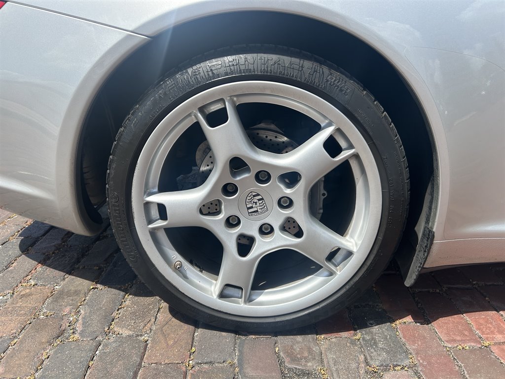 2007 Porsche 911 - $52,949