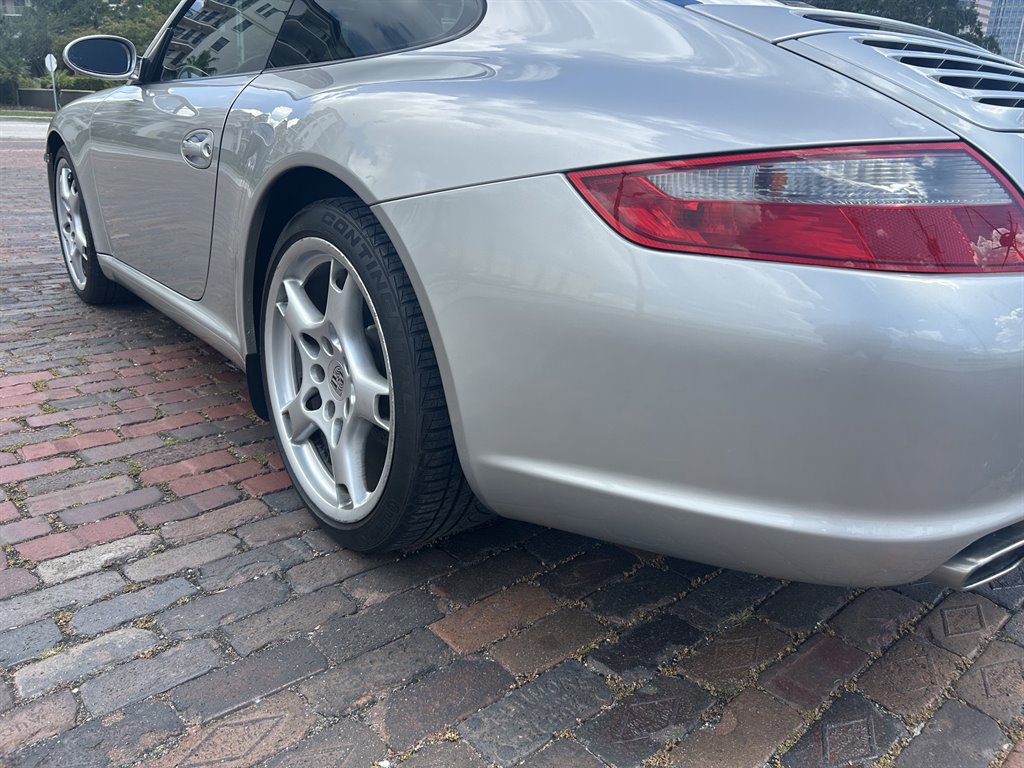 2007 Porsche 911 - $52,949