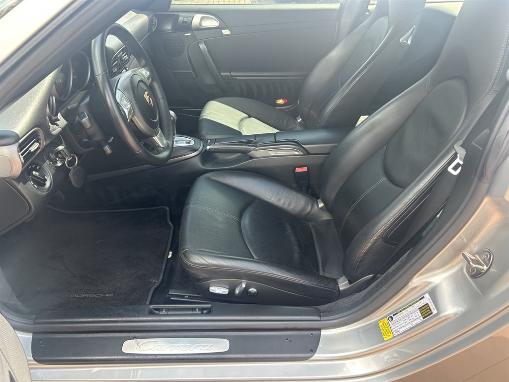 2007 Porsche 911 - $52,949