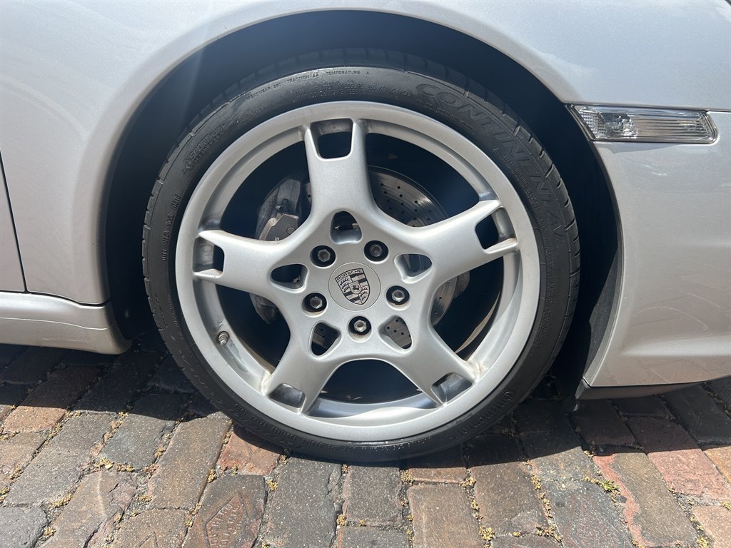 2007 Porsche 911 - $52,949