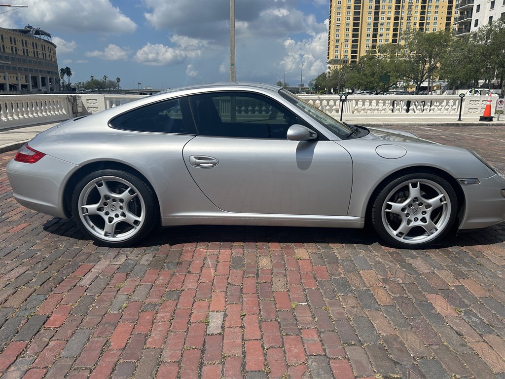 2007 Porsche 911 - $52,949
