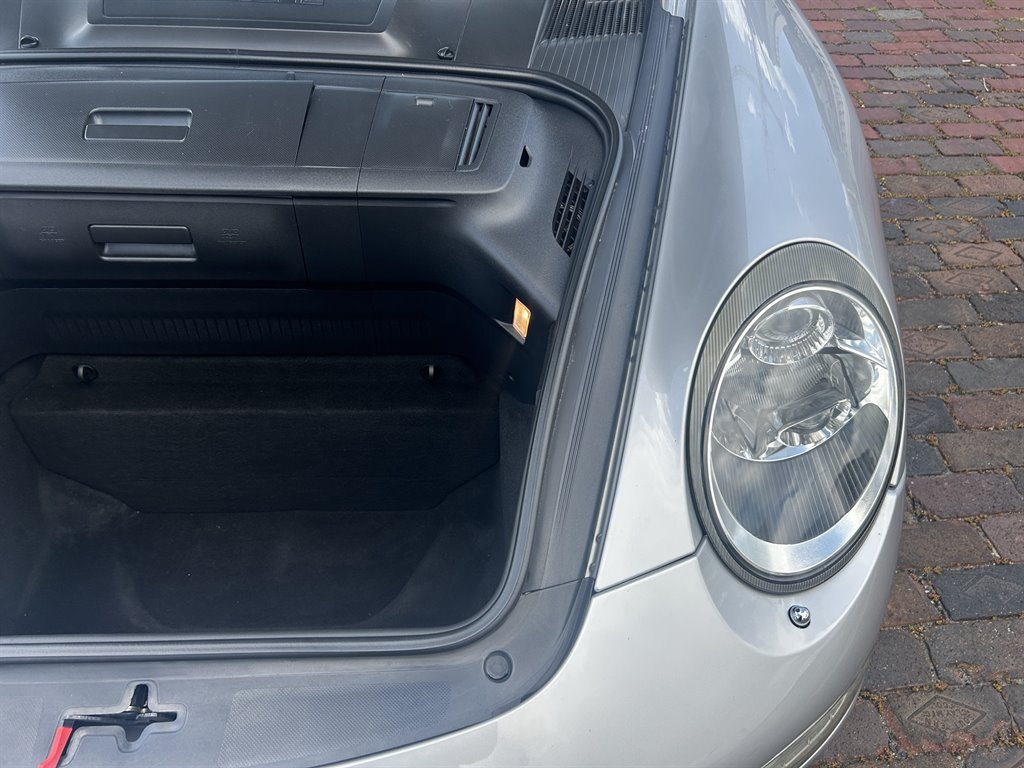 2007 Porsche 911 - $52,949