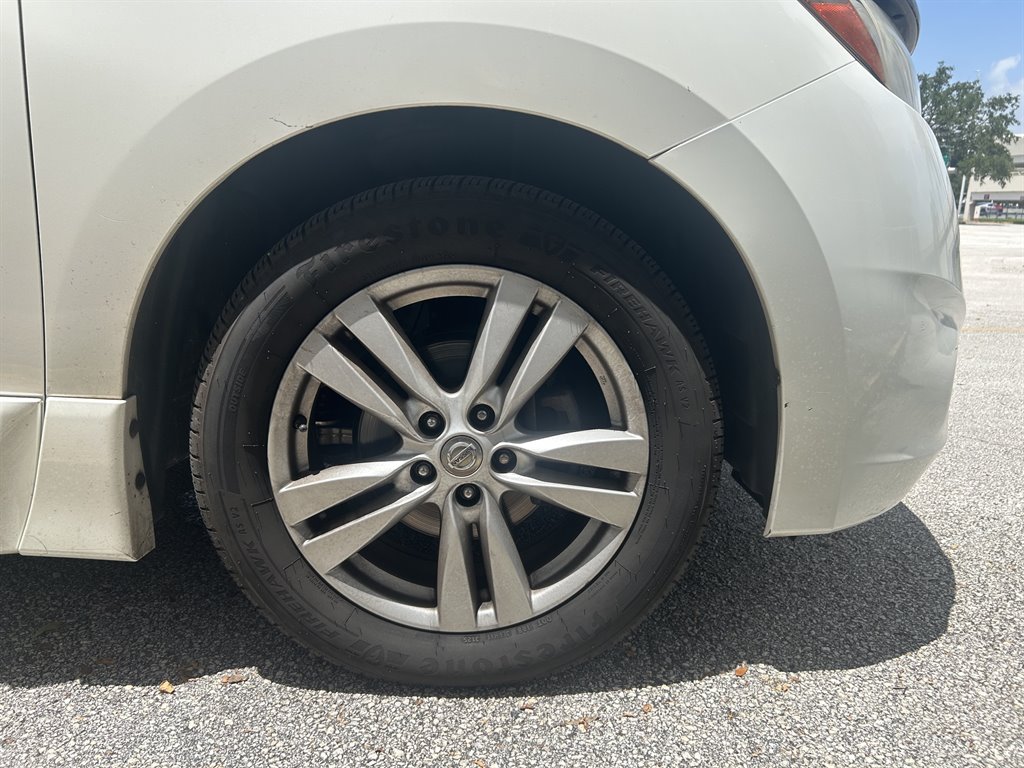 2012 Nissan Quest - $5,917