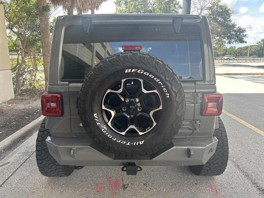 2020 Jeep Wrangler - $29,917