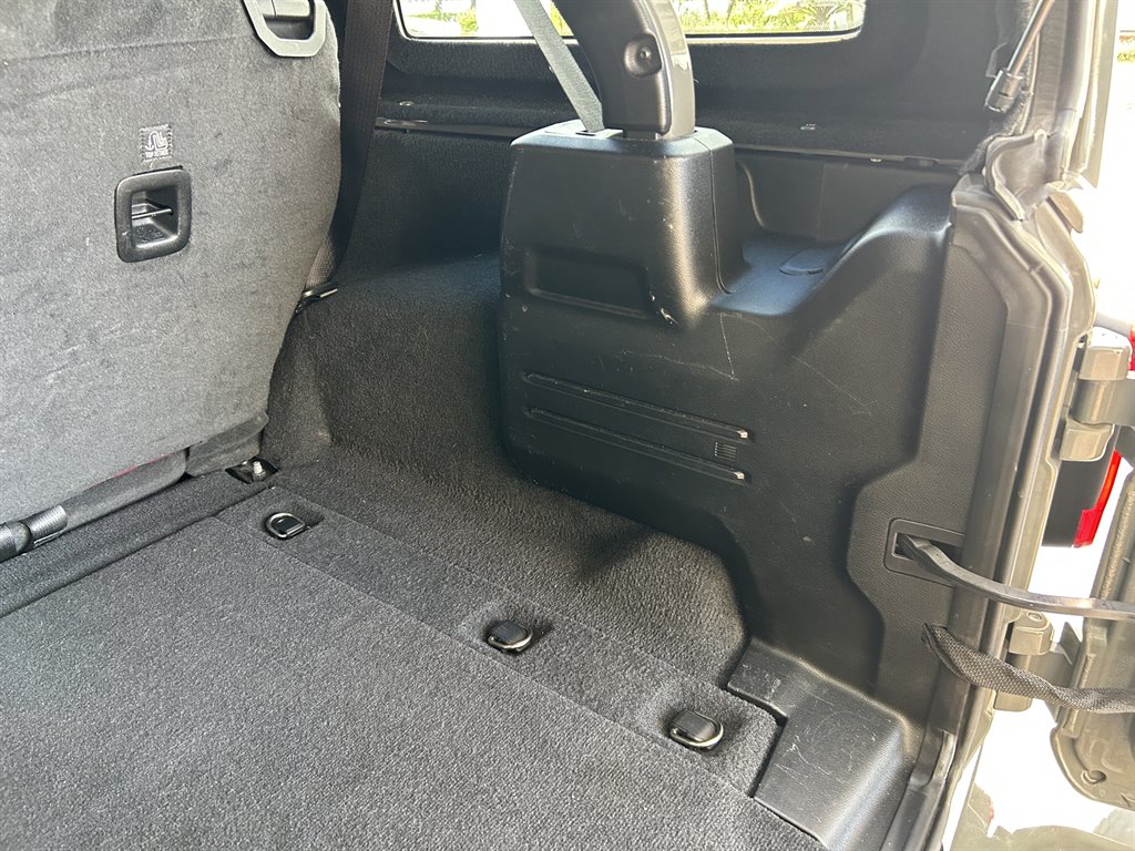 2020 Jeep Wrangler - $29,917