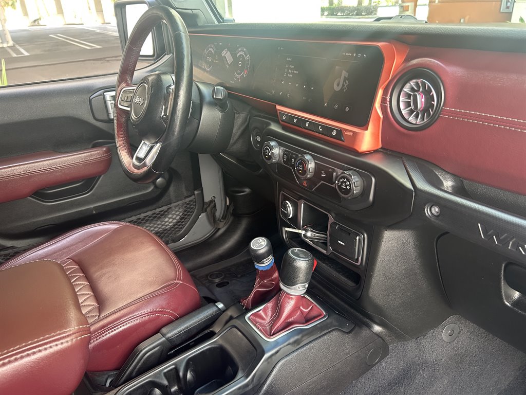 2020 Jeep Wrangler - $29,917
