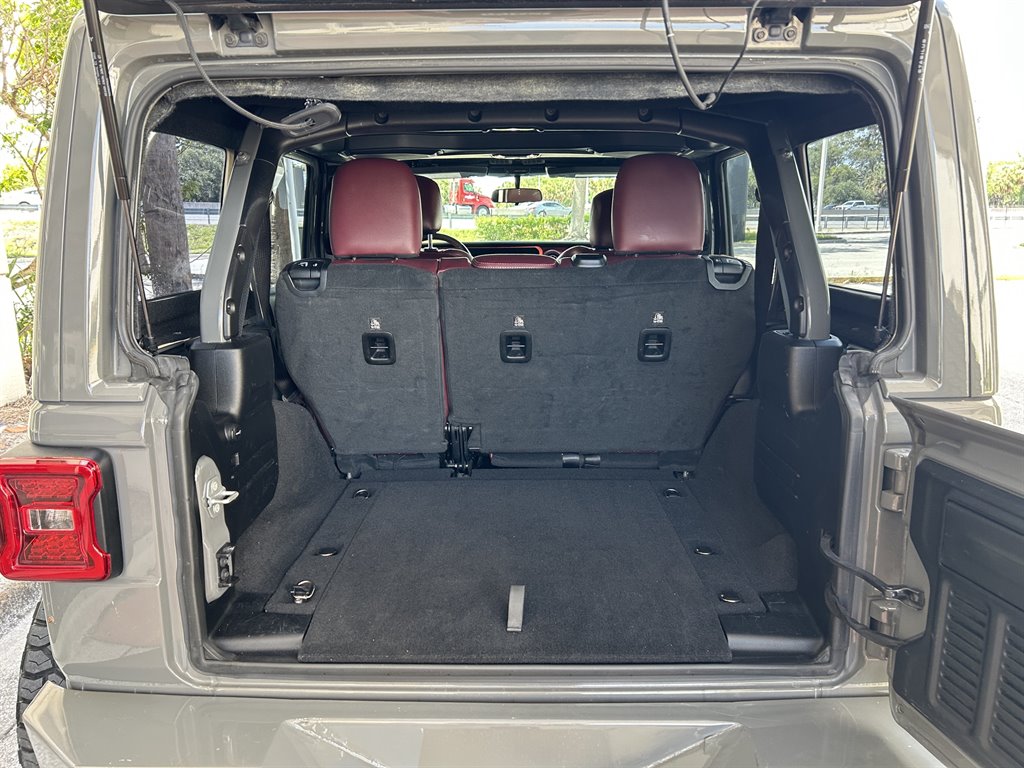 2020 Jeep Wrangler - $29,917
