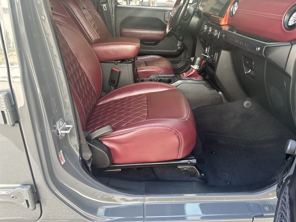 2020 Jeep Wrangler - $29,917