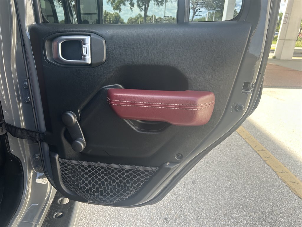 2020 Jeep Wrangler - $29,917