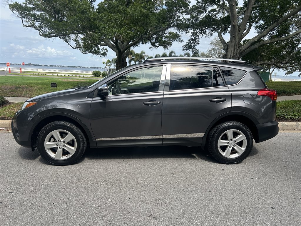 2014 Toyota RAV4 - $16,949