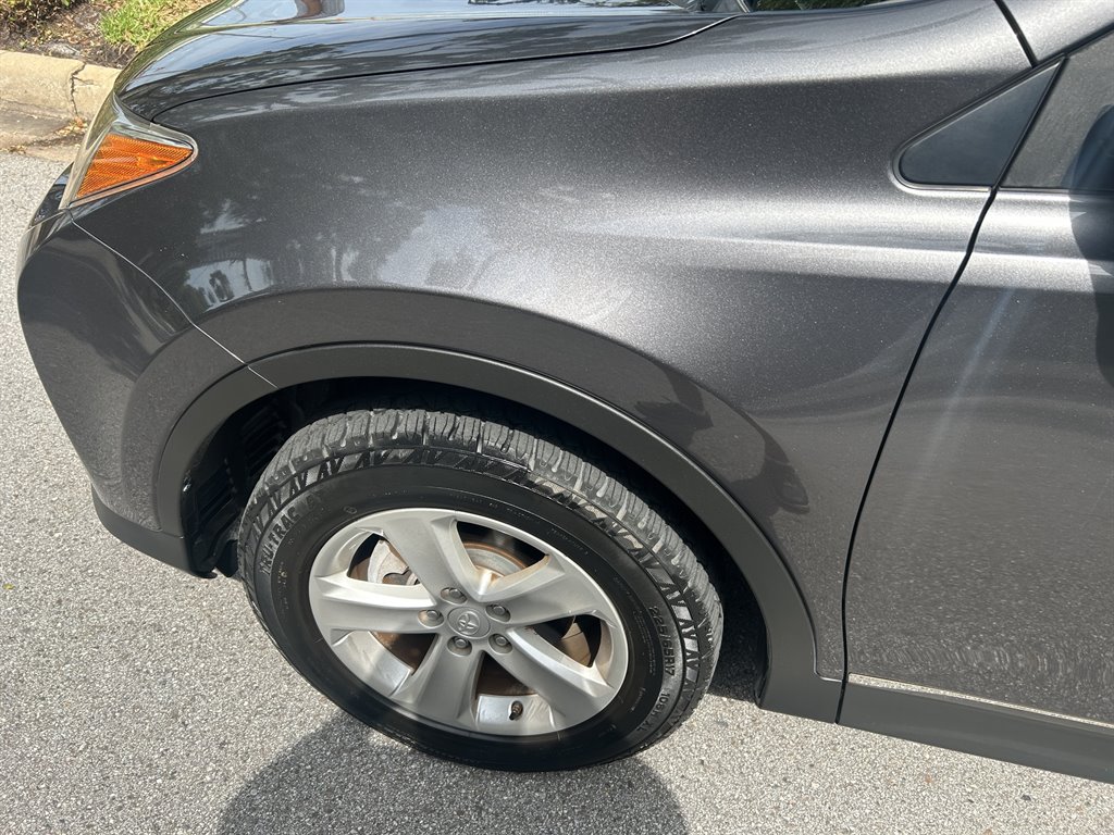 2014 Toyota RAV4 - $16,949