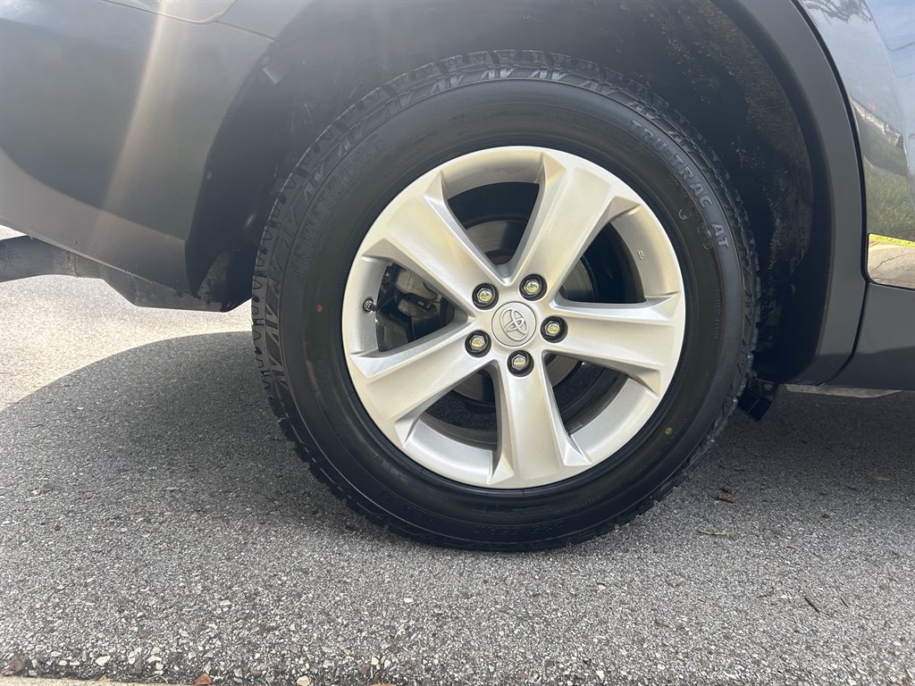 2014 Toyota RAV4 - $16,949