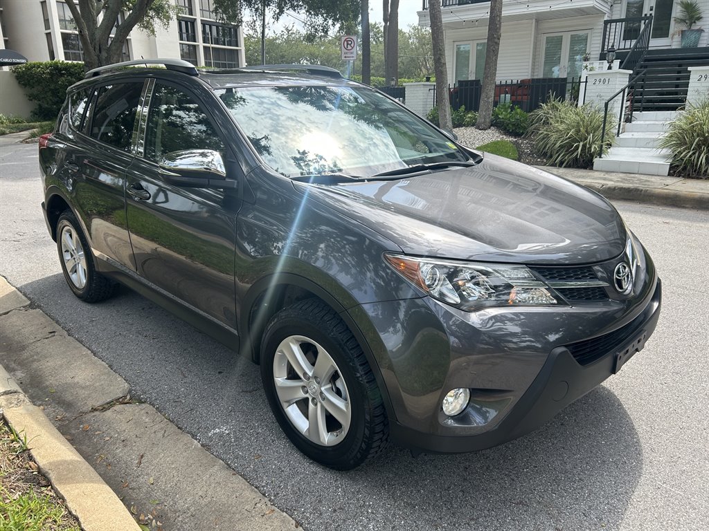 2014 Toyota RAV4 - $16,949