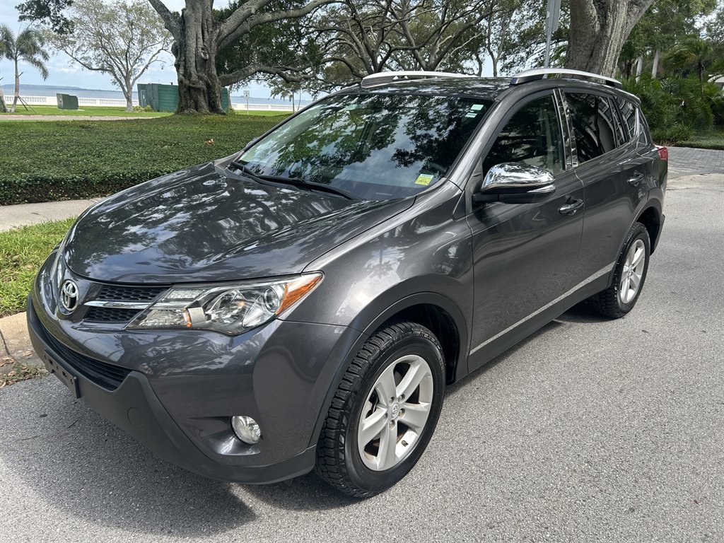 2014 Toyota RAV4 - $16,949