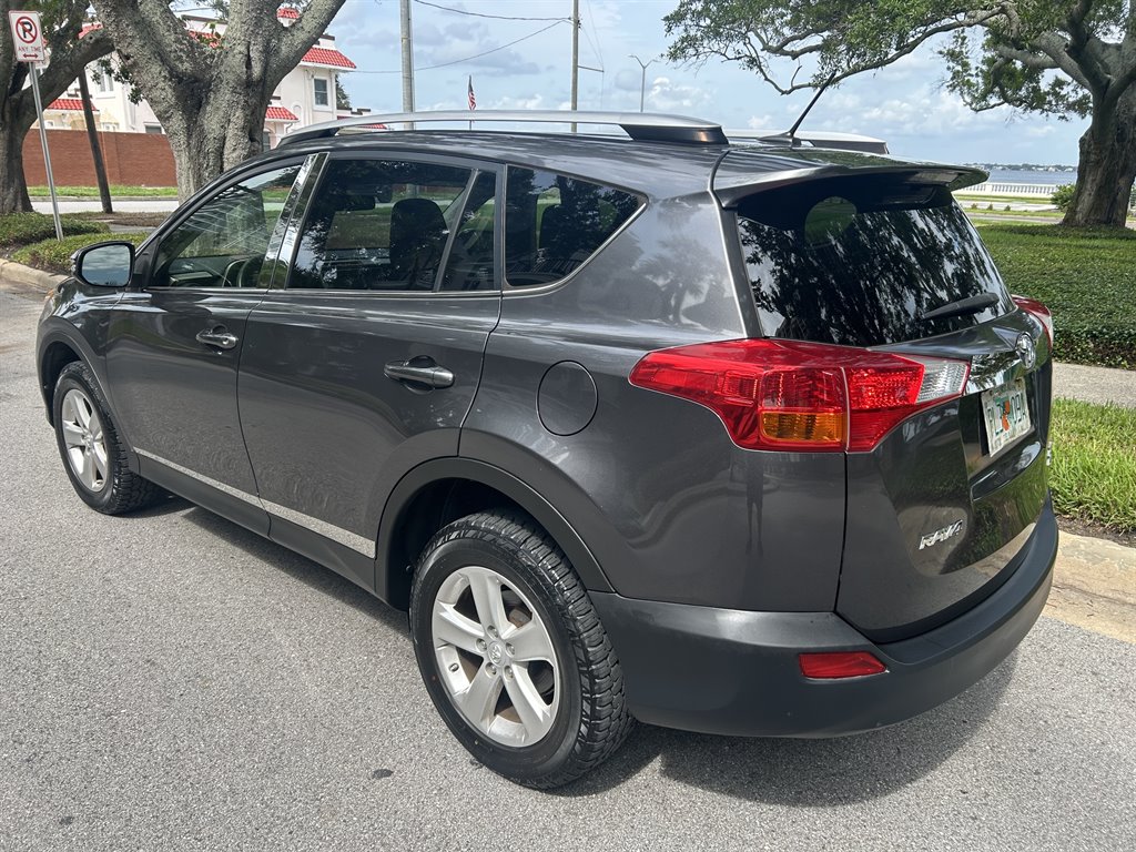 2014 Toyota RAV4 - $16,949