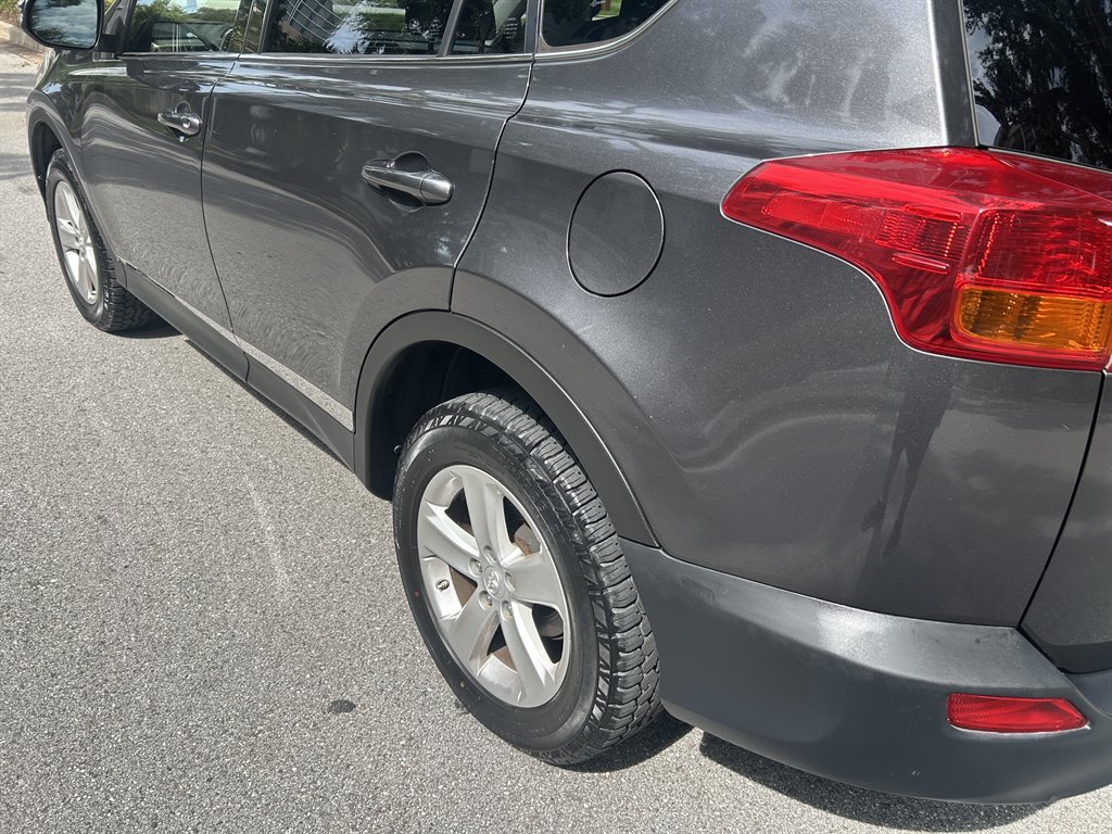 2014 Toyota RAV4 - $16,949