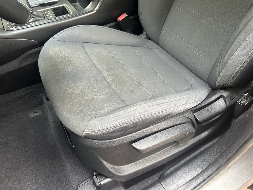 2017 Kia Sorento - $6,949
