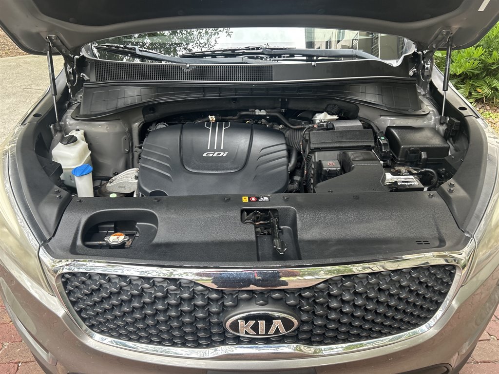 2017 Kia Sorento - $6,949