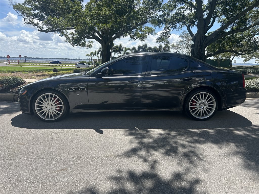 2011 Maserati Quattroporte - $15,917