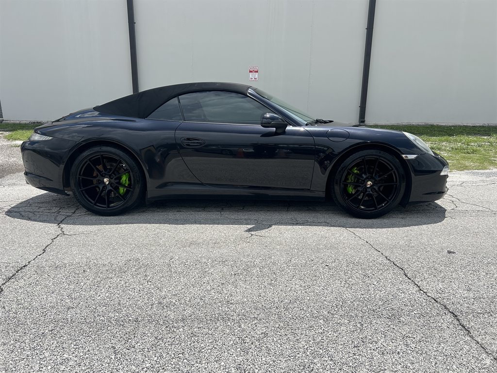2013 Porsche 911 - $58,917