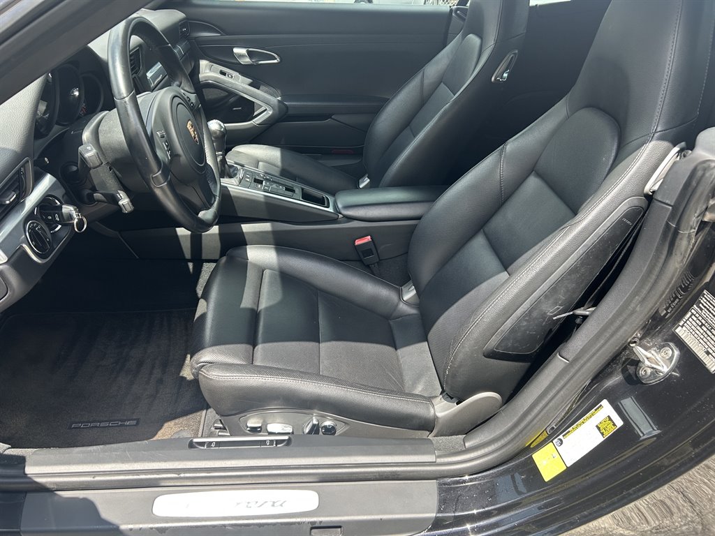 2013 Porsche 911 - $58,917