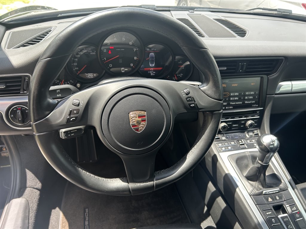 2013 Porsche 911 - $58,917