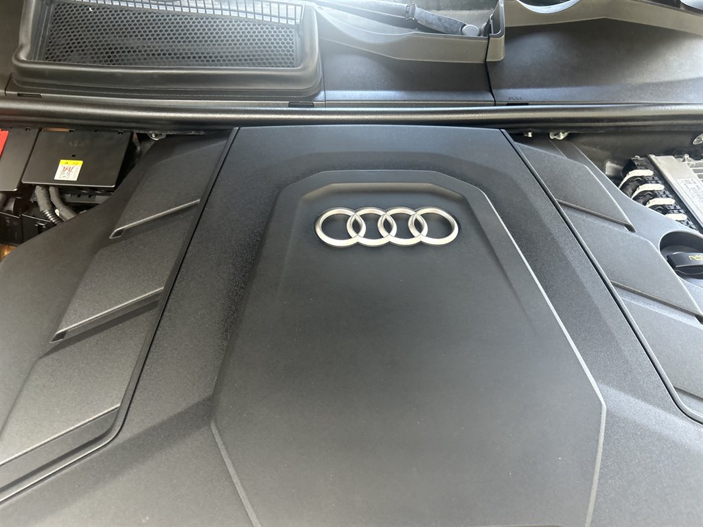2021 Audi Q8 - $41,949