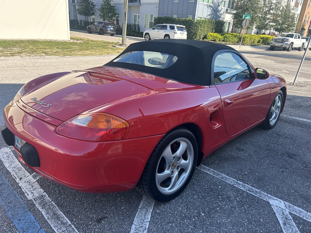 2000 Porsche Boxster - $10,917