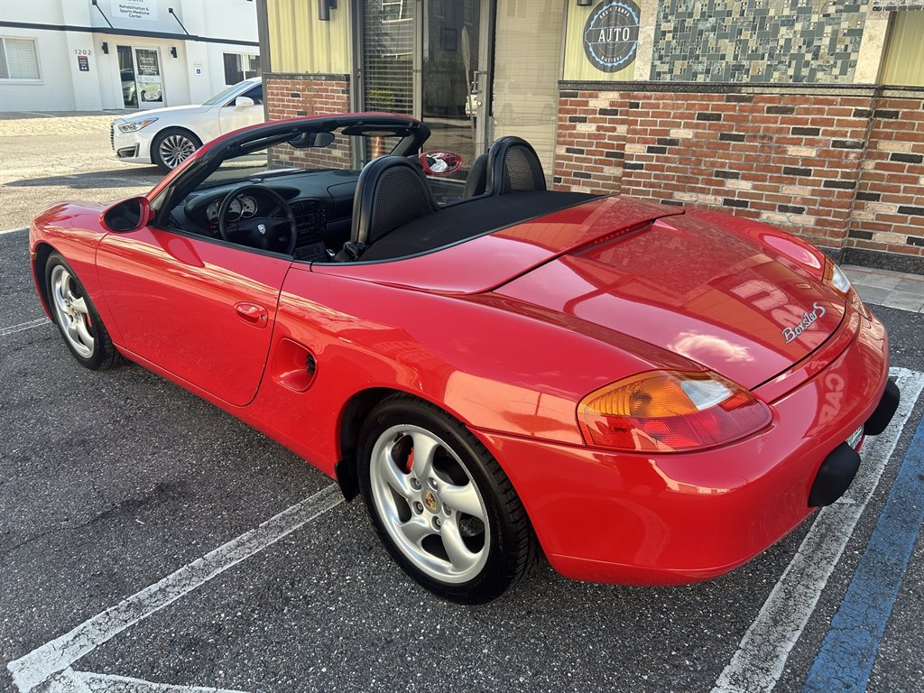 2000 Porsche Boxster - $10,917
