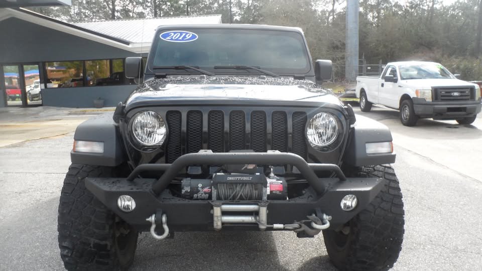 2019 Jeep Wrangler - $24,995